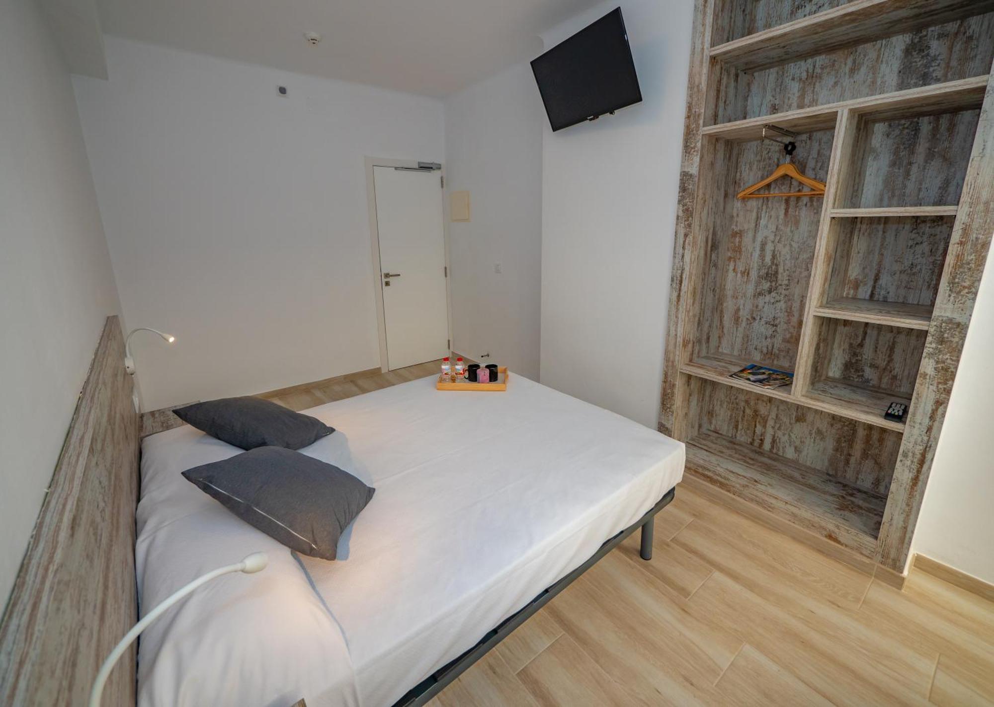 Agi Gloria Rooms Roses Exterior foto